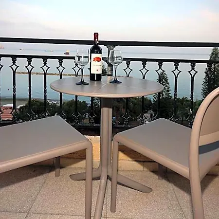 Pier Hotel Limisso