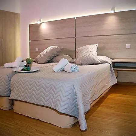 Pier Hotel